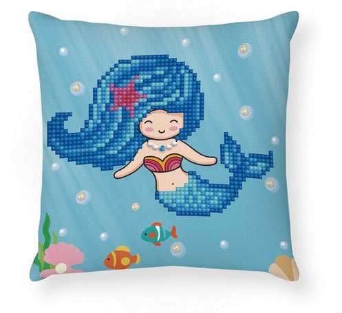 Mini Pearl Swimmer cushion